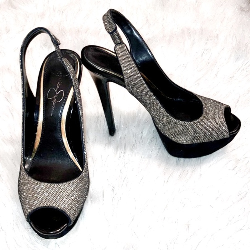Gold Sparkly✨Sequin Platform Heels ⭐️SALE⭐️‼️